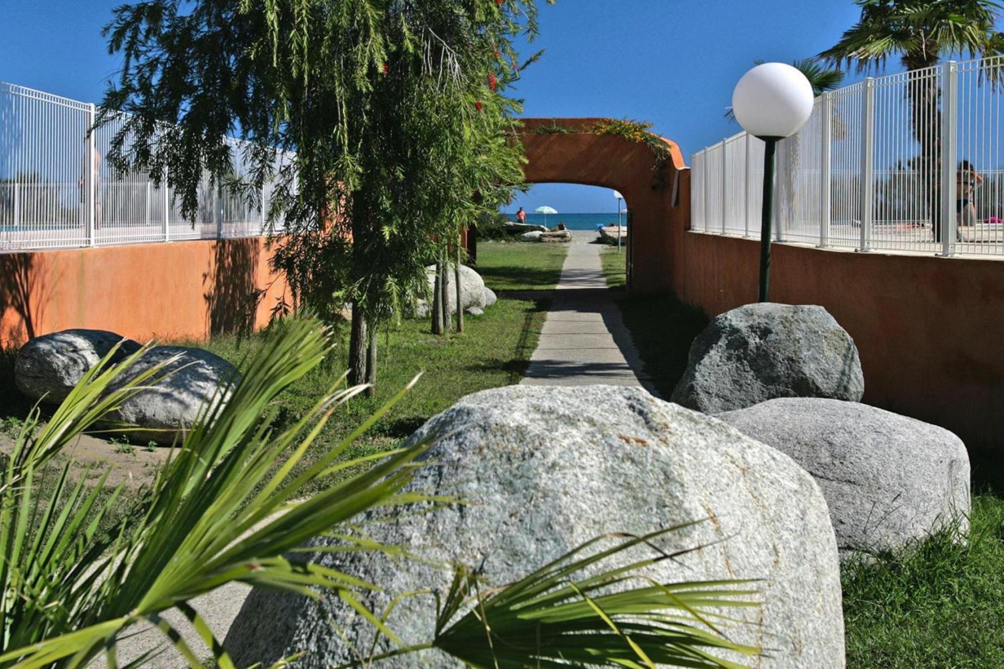 Lovely Apartment In Borgo With Shared Pool Экстерьер фото